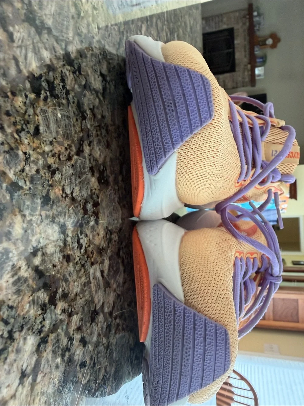 Brooks women’s size